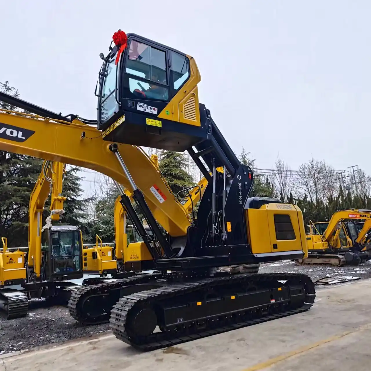 How to repair the excavator cab?